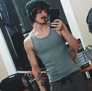 Meet your Posher, Bradly